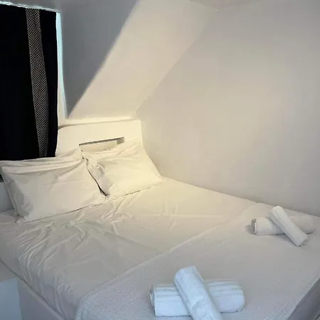 Angie'S Studio Mykonos Town דירה